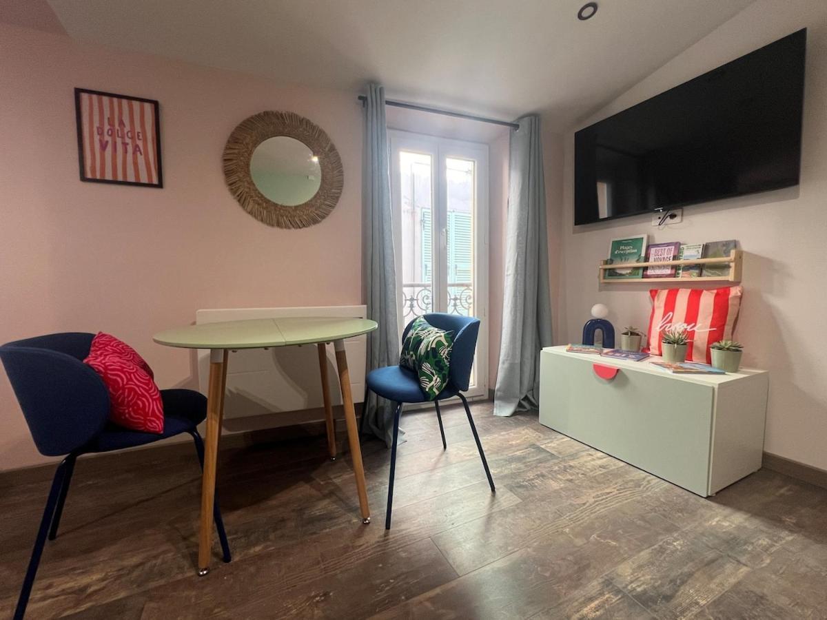 Cozy In Old Town - Near Parking Apartment *