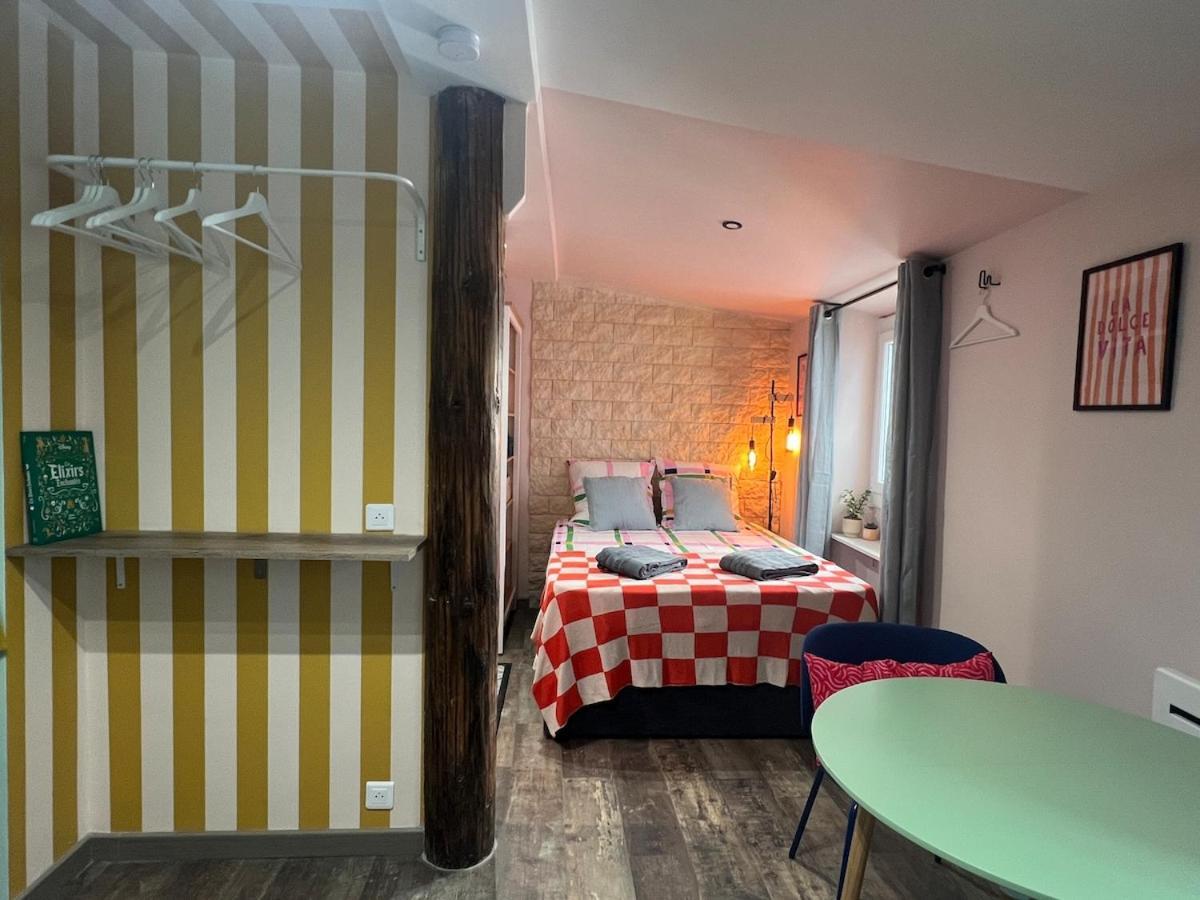 Cozy In Old Town - Near Parking Apartment Menton